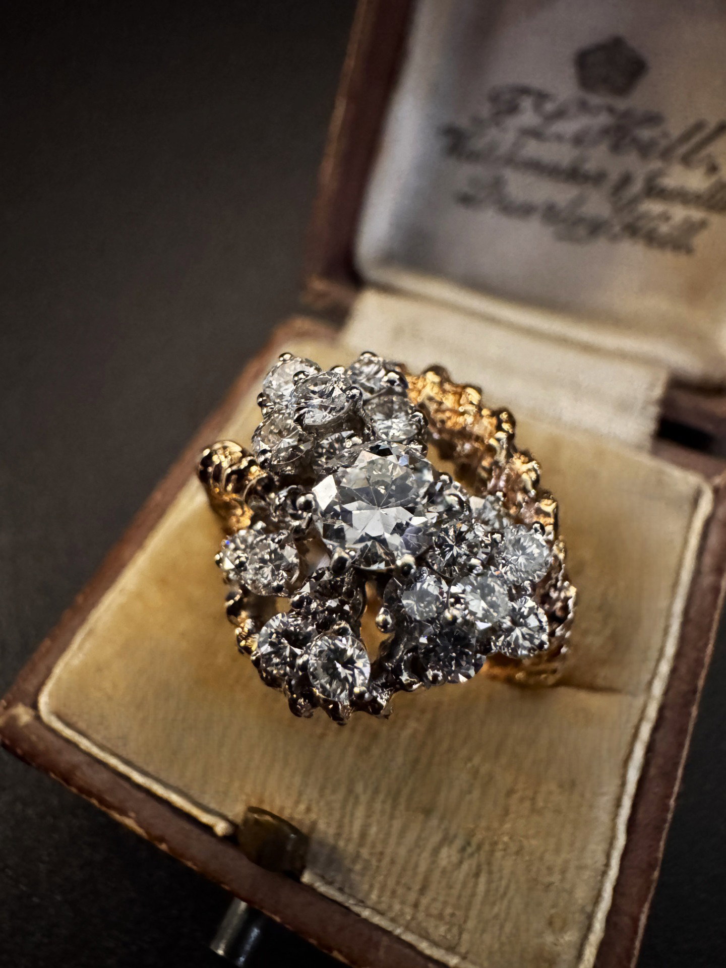Anillo con Diamantes